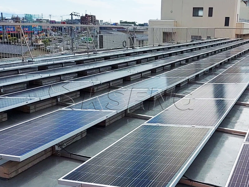 Projet de système de support de montage de panneaux solaires sur toit plat en Thaïlande
